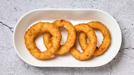 83. Onion rings 4 stk