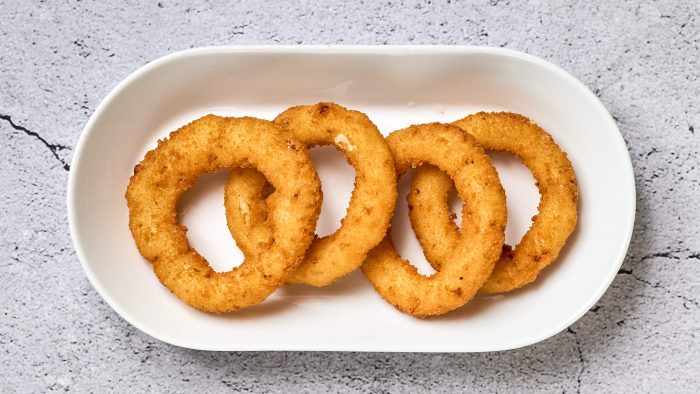 83. Onion rings 4 stk - Image 1